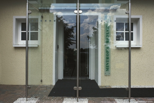 Mintrops Land Hotel